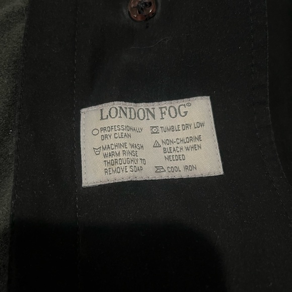 London Fog Hidden Button Black Trench Coat Removable Liner - Picture 7 of 7